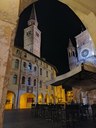 Dai portici verso il campanile si apre la prospettiva verso il complesso del Municipio Foto di Cesare Franzin @_c_erase (08/05/2023)