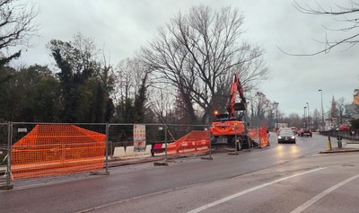 Lavori alla rete fognaria in via Martiri Concordiesi