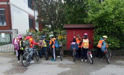 Tutti a scuola a piedi o in bici, ritorna l'iniziativa di Pedibus